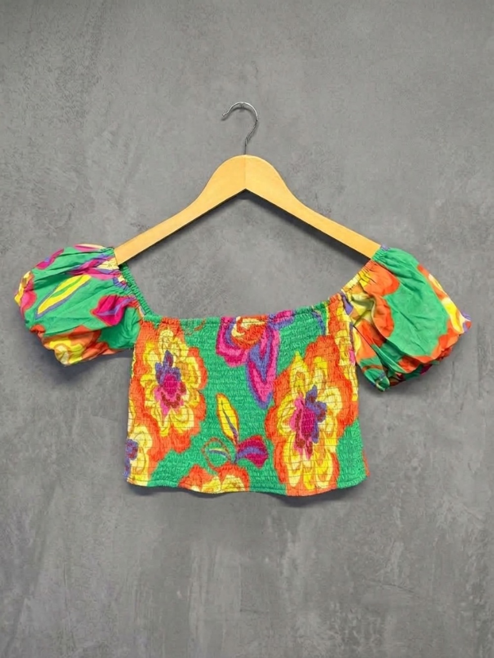 GB Gianni Bini Smocked Floral Crop Top M Off Shoulder Puff Sleeve Boho